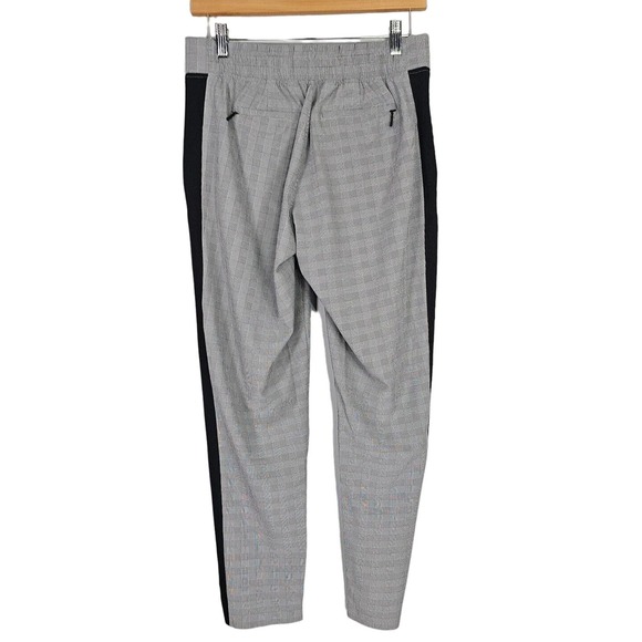 Athleta Gray Cropped Pants - Picture 4 of 13